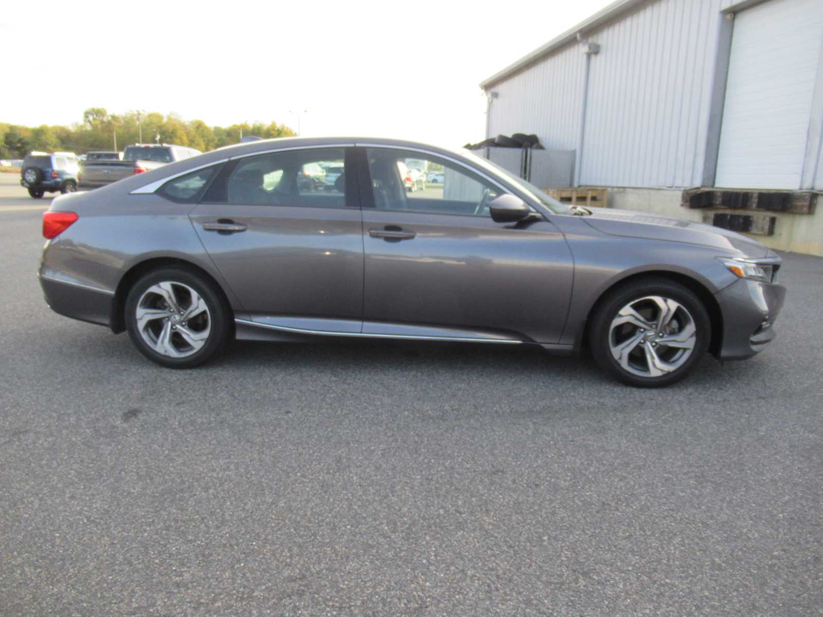 2018 Honda Accord EX 1.5T photo 4