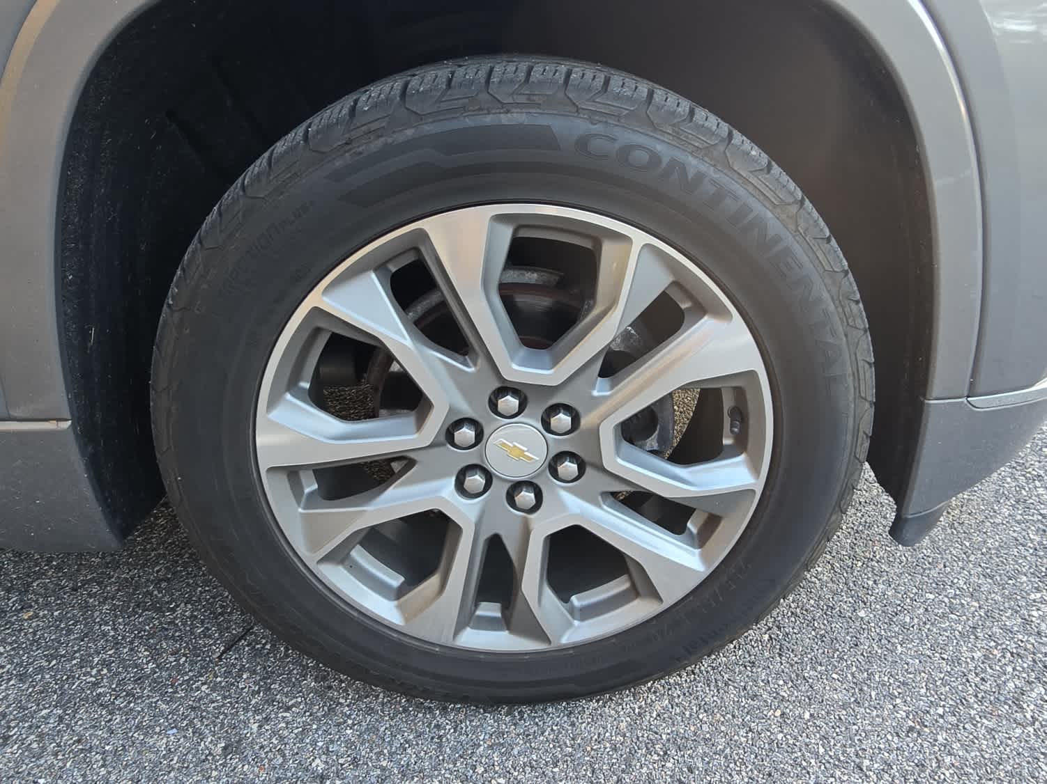 2019 Chevrolet Traverse Premier photo 3