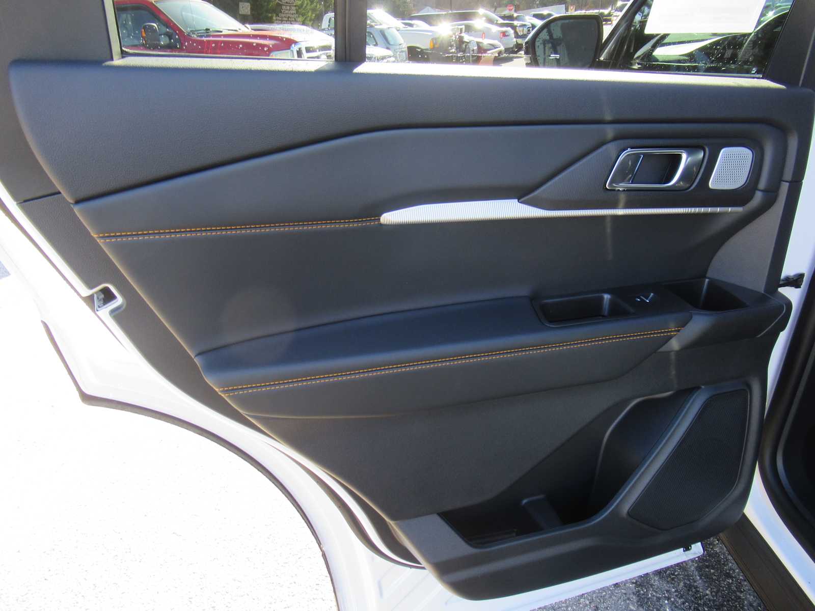 2026 Ford Explorer Tremor - Photo 14