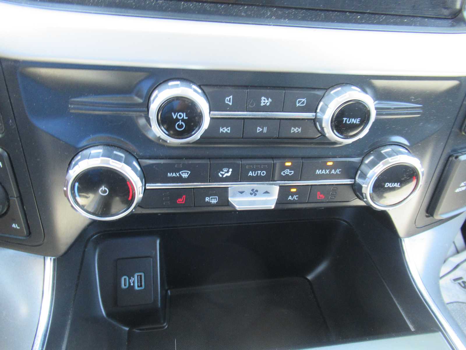 Photo 28