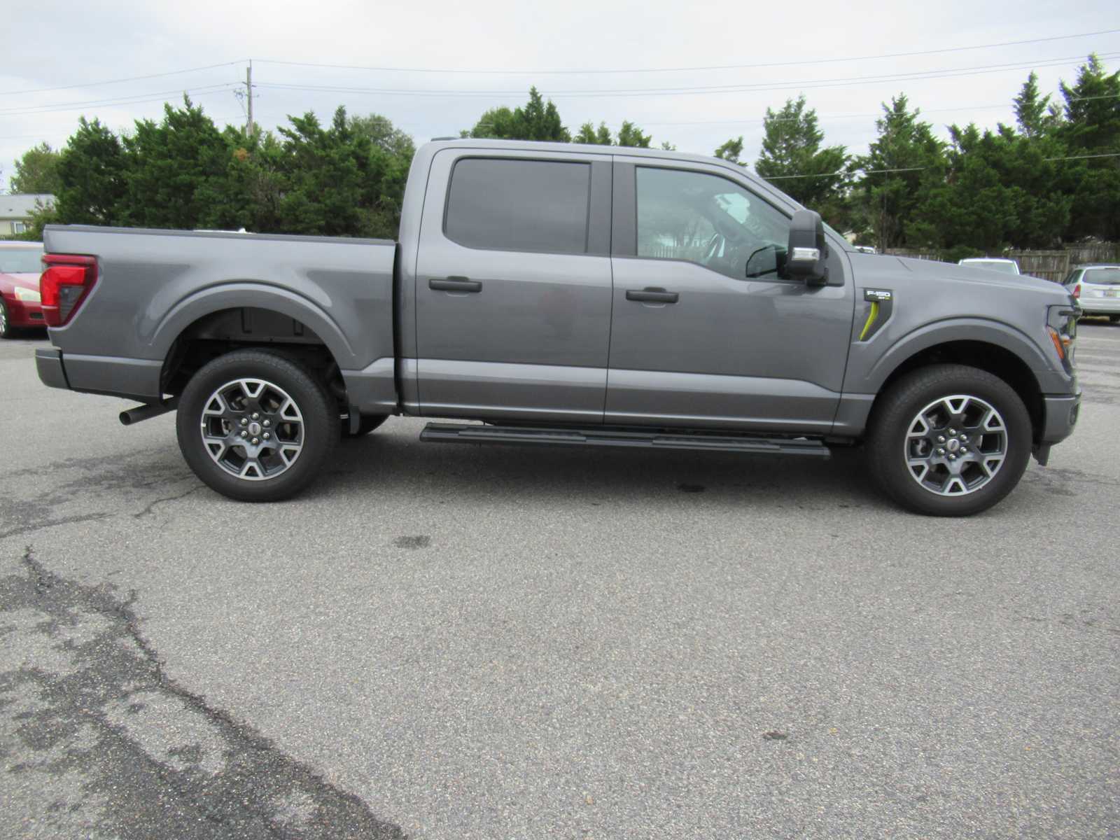 2024 Ford F-150 STX photo 4