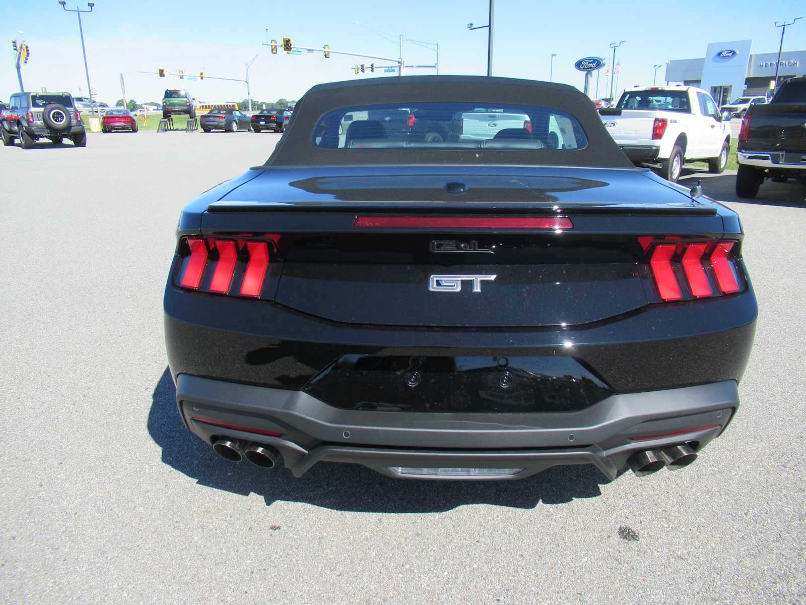 2025 Ford Mustang GT Premium Convertible - Photo 7