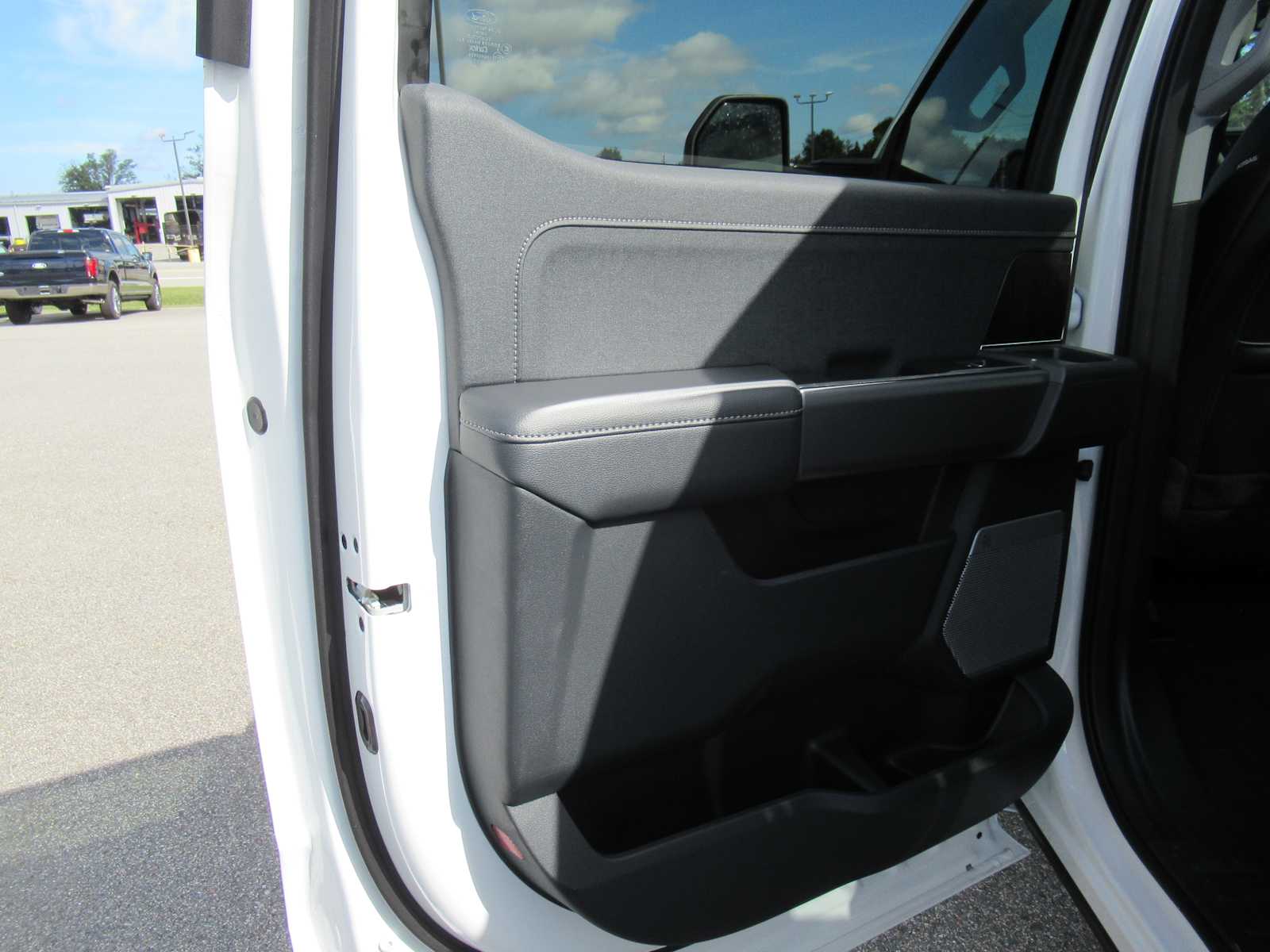 2026 Ford F-350 Super Duty Lariat - Photo 18