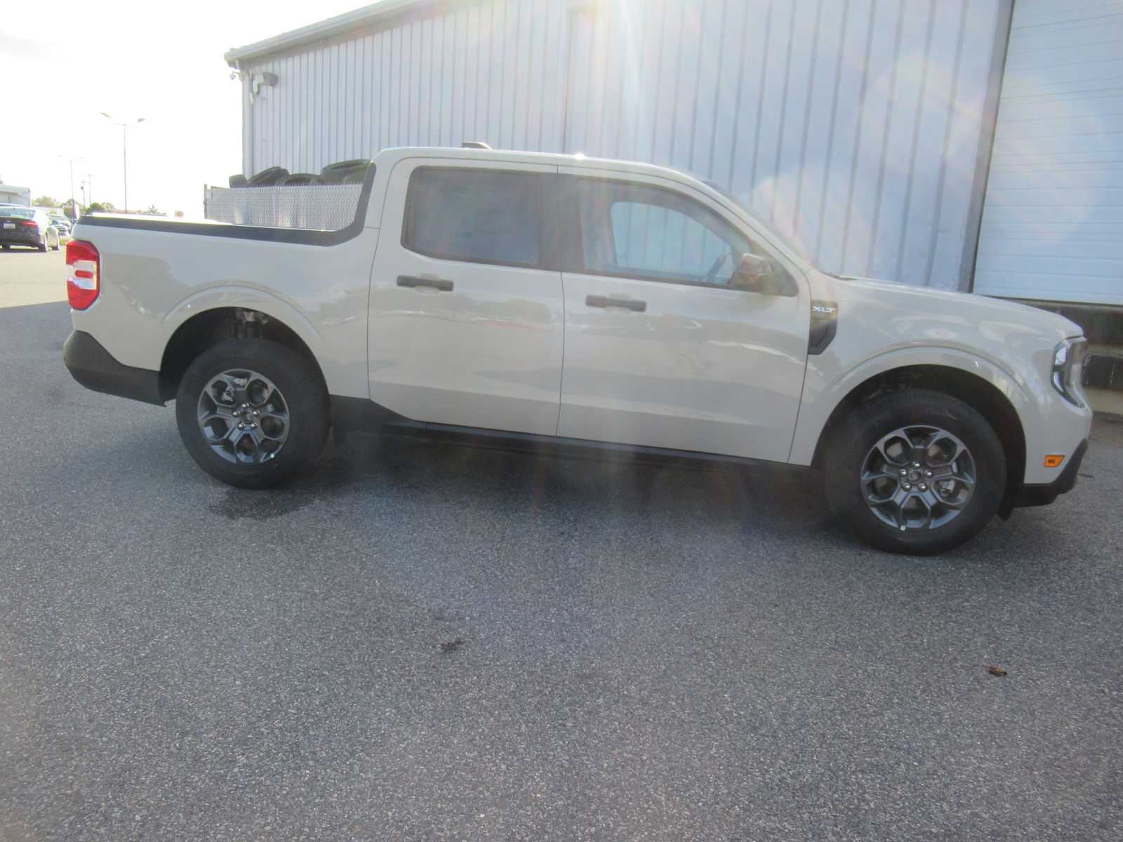 2025 Ford Maverick XLT photo 4