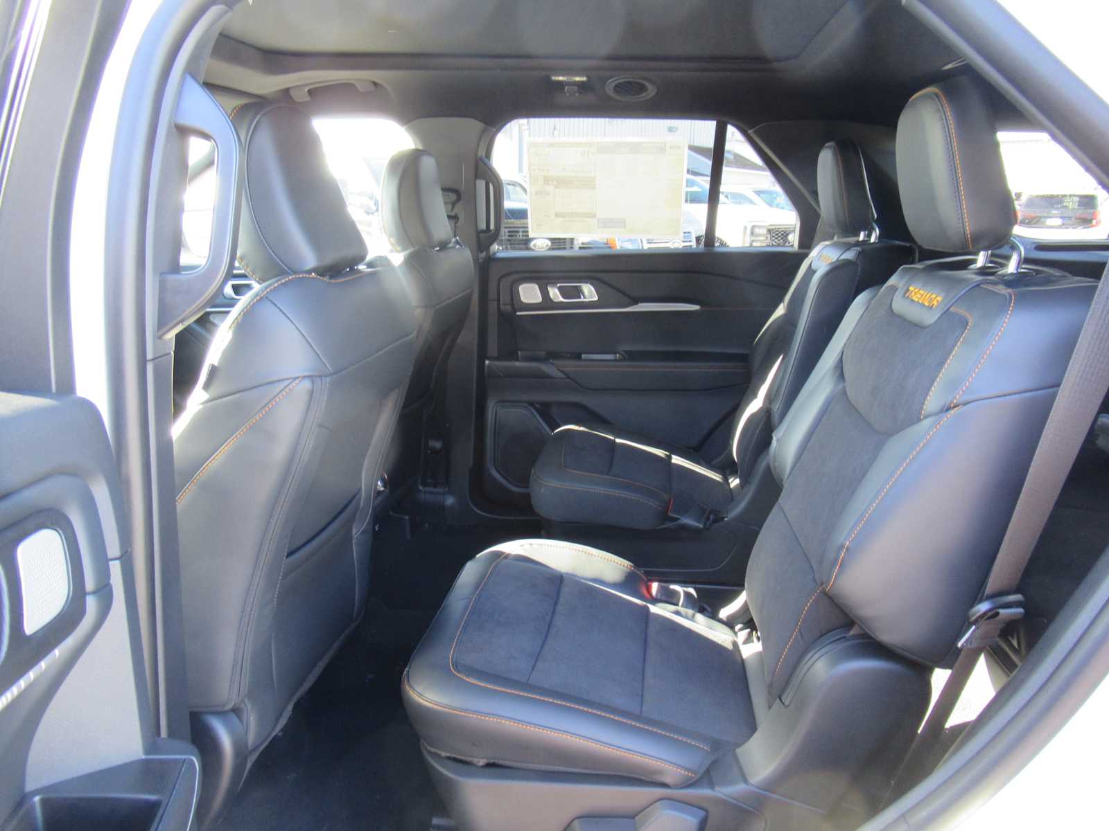 2026 Ford Explorer Tremor - Photo 13