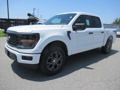 2026 Ford F-150 STX 4WD Supercrew 5.5 Box Truck SuperCrew Cab