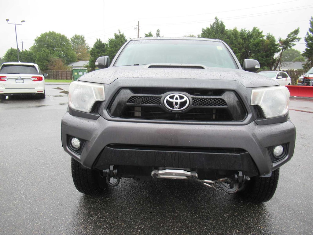 Used 2014 Toyota Tacoma 4WD Double Cab V6 MT Truck Double Cab