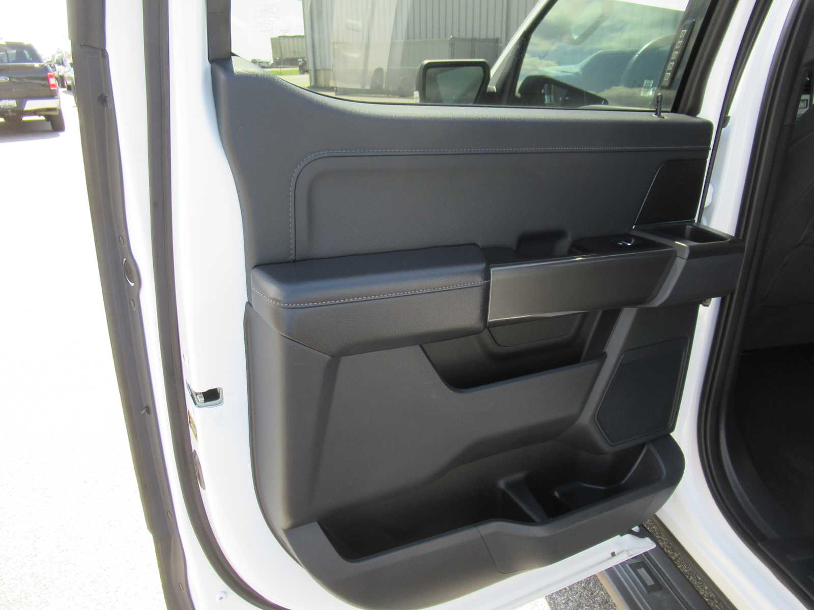 2023 Ford F-150 XLT - Photo 21