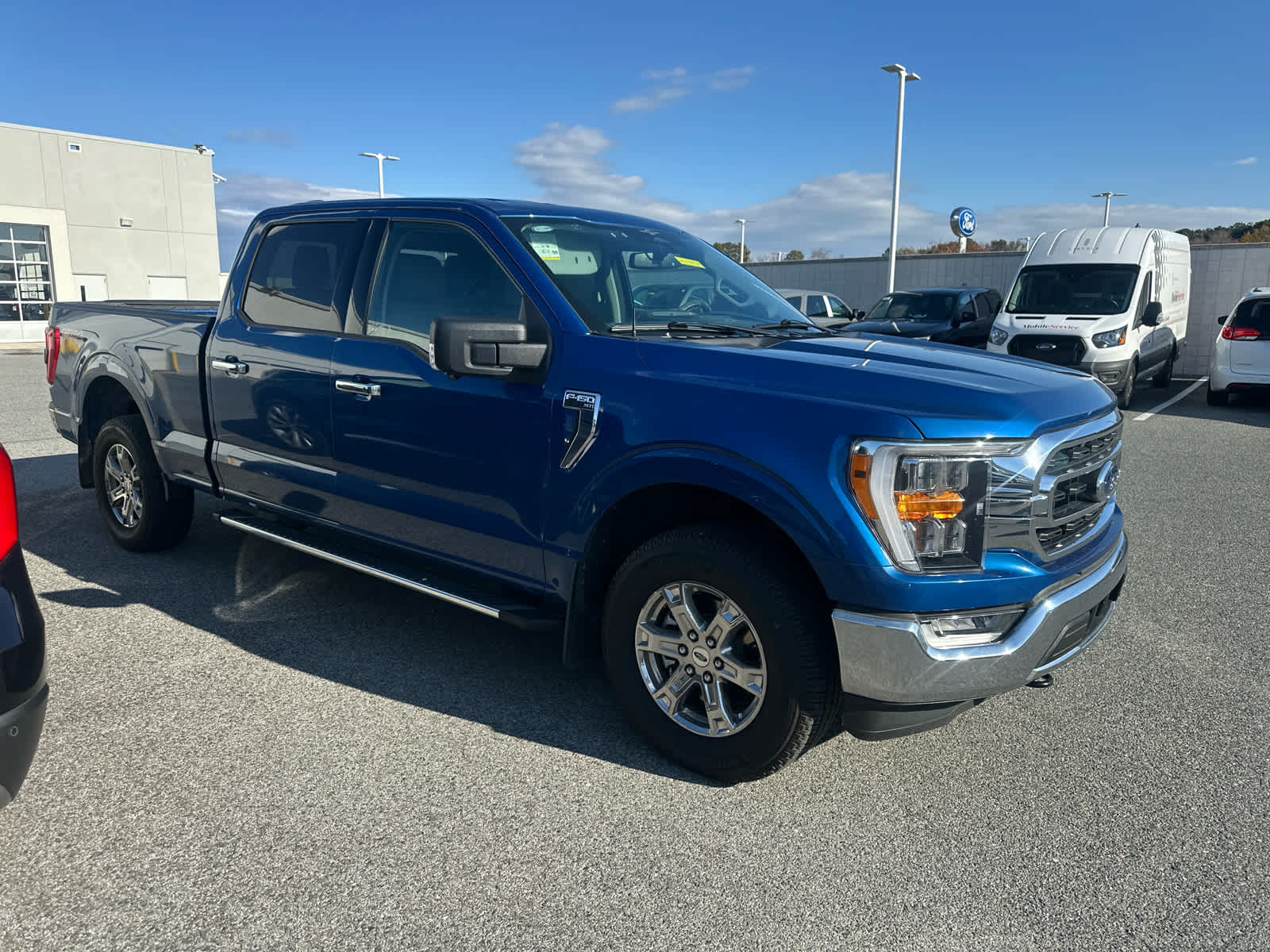 2023 Ford F-150 XLT photo 3