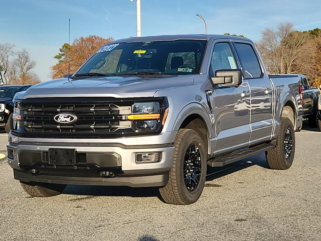 New 2025 Ford F-150 XLT