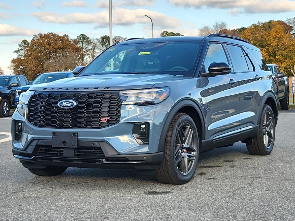 New 2025 Ford Explorer ST 4WD