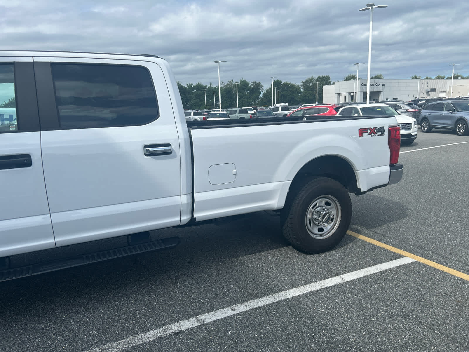 2020 Ford F-350 XL photo 2