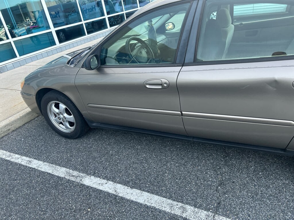 Used 2004 Ford Taurus SES 3.0L Sedan
