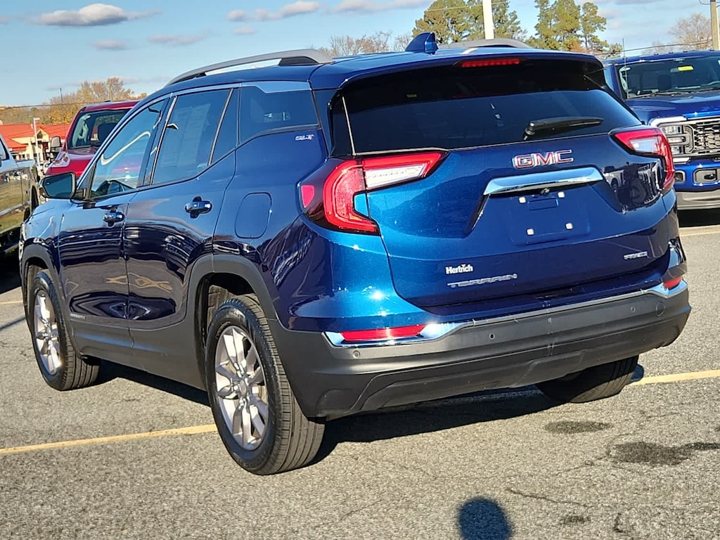 Used 2022 GMC Terrain SLT SUV