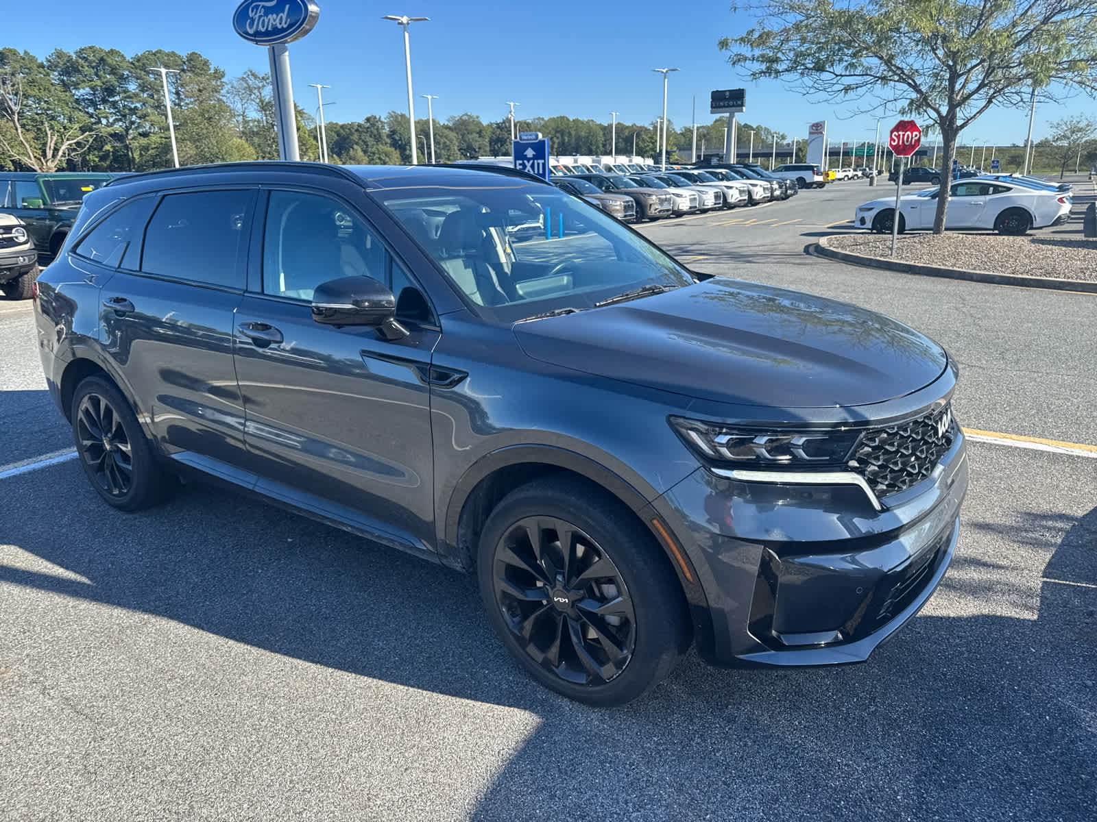 2022 Kia Sorento SX Prestige photo 3
