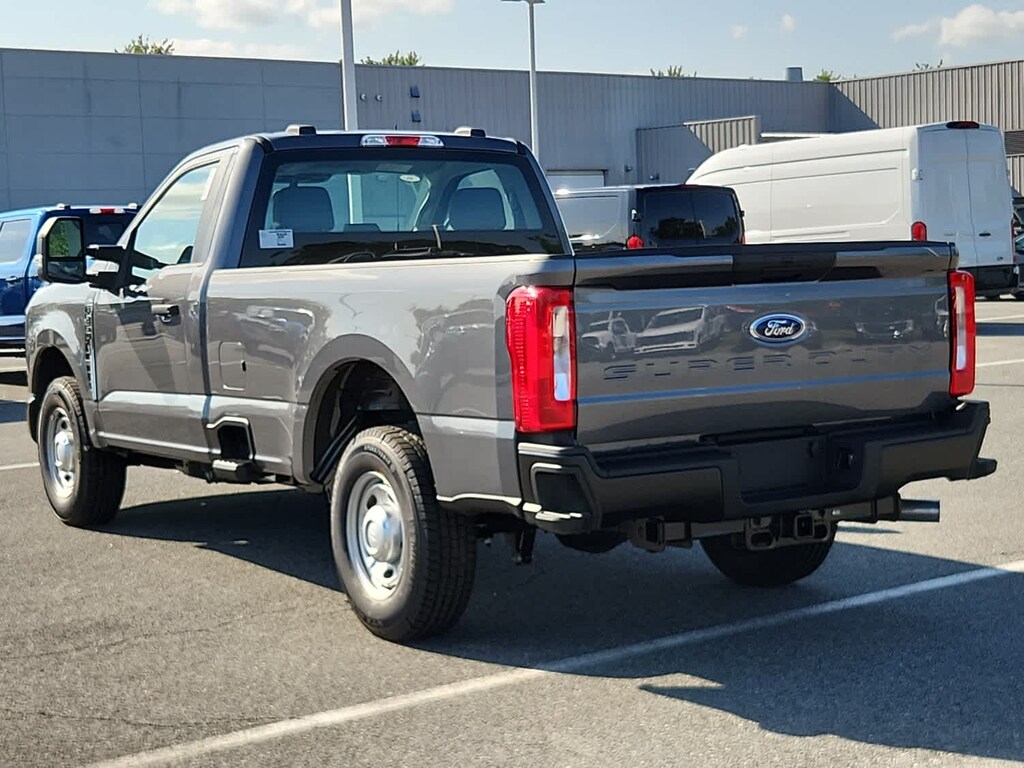 New 2026 Ford Super Duty F-250 SRW XL 2WD Reg Cab 8 Box 2WD Reg Cab 8 Box
