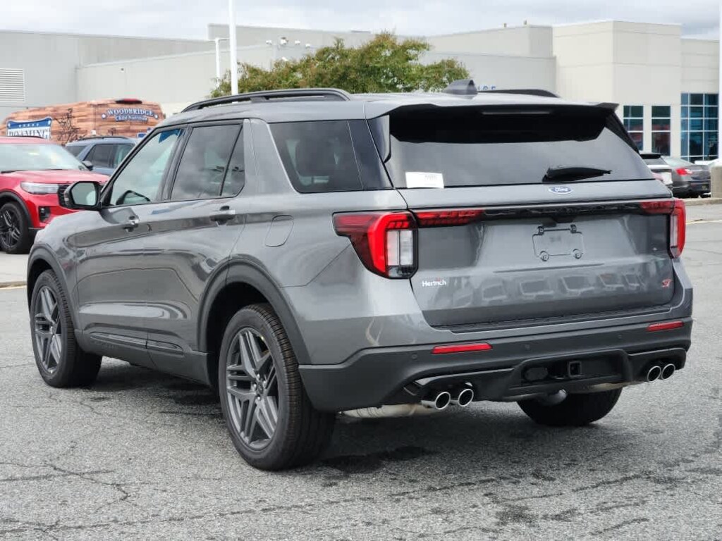 New 2025 Ford Explorer ST 4WD