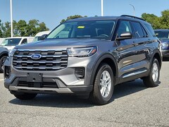 2025 Ford Explorer Active 4WD
