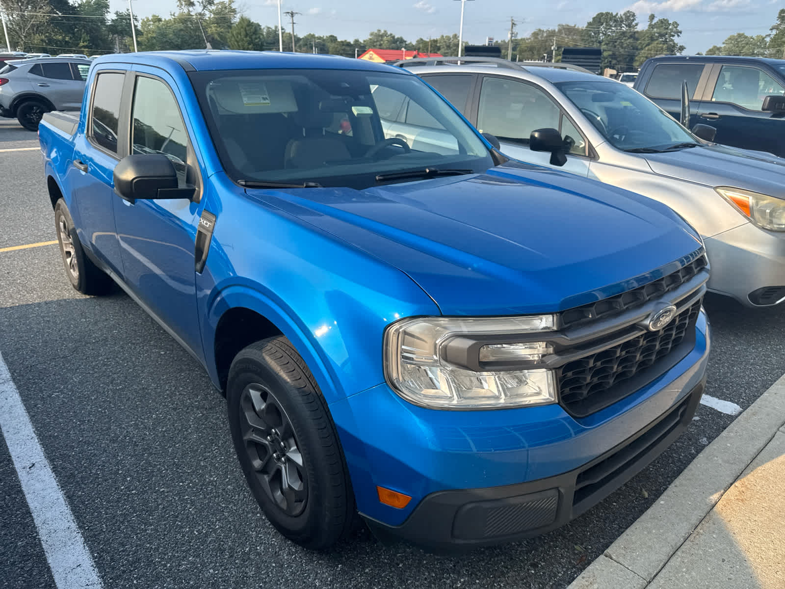 2022 Ford Maverick XLT photo 2