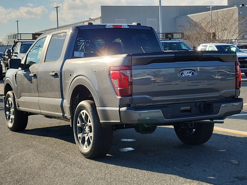 New 2025 Ford F-150 STX 4WD Supercrew 5.5 Box 4WD SuperCrew 5.5 Box