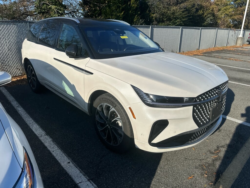 Certified 2024 Lincoln Nautilus Reserve SUV