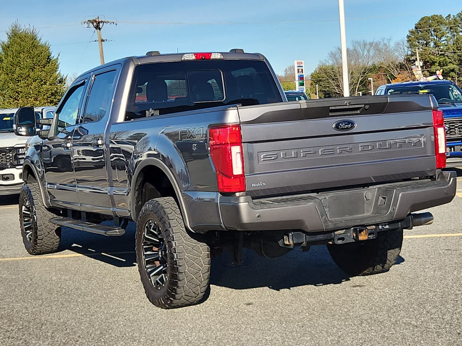 2021 Ford F-250 Lariat photo 4