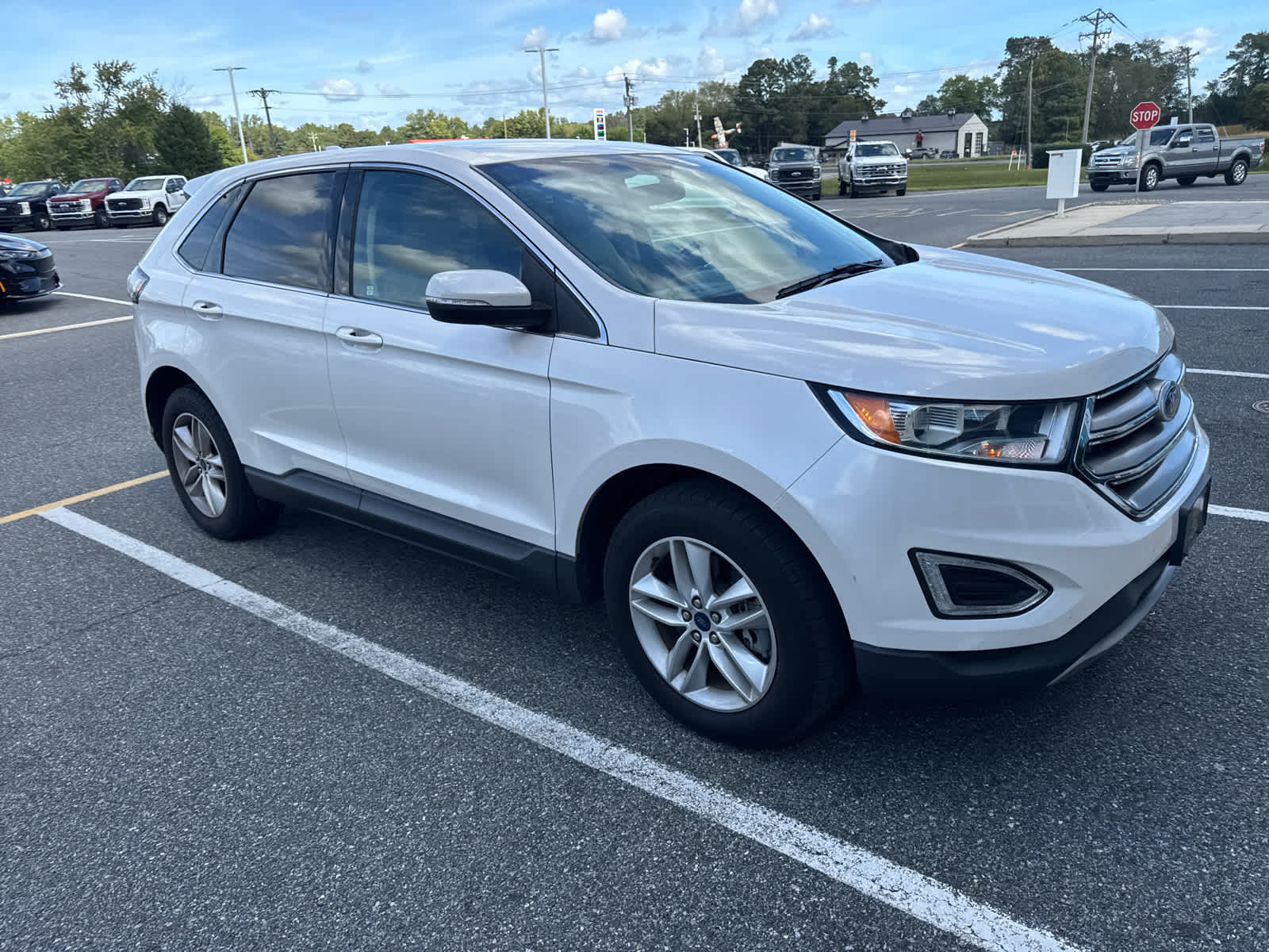 2015 Ford Edge SEL photo 3