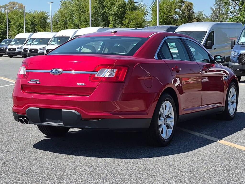 Used 2012 Ford Taurus SEL Sedan