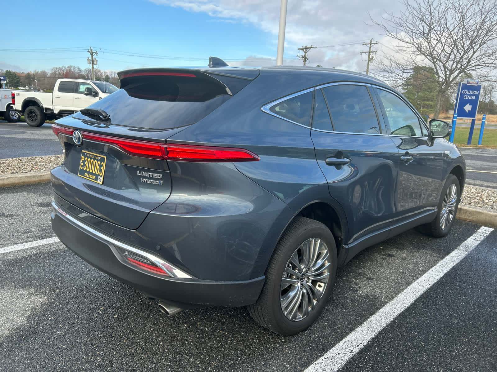 2021 Toyota Venza Limited photo 4