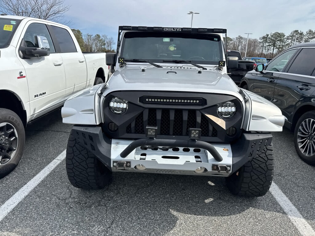 Used 2011 Jeep Wrangler Unlimited Sahara SUV