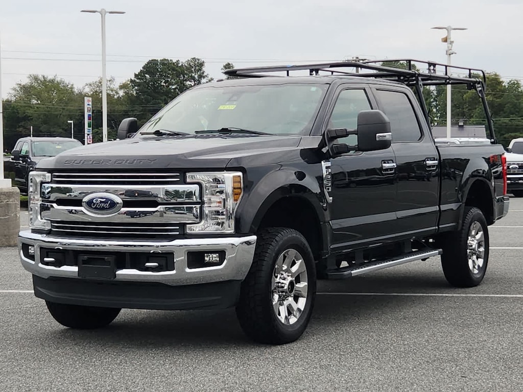 Used 2018 Ford F-250  Truck Crew Cab