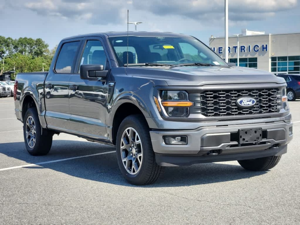 New 2025 Ford F-150 STX 4WD Supercrew 5.5 Box 4WD SuperCrew 5.5 Box