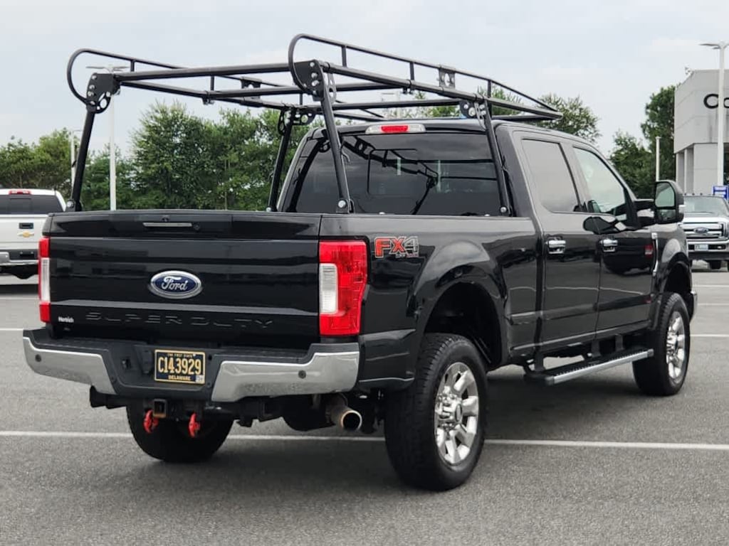 Used 2018 Ford F-250  Truck Crew Cab