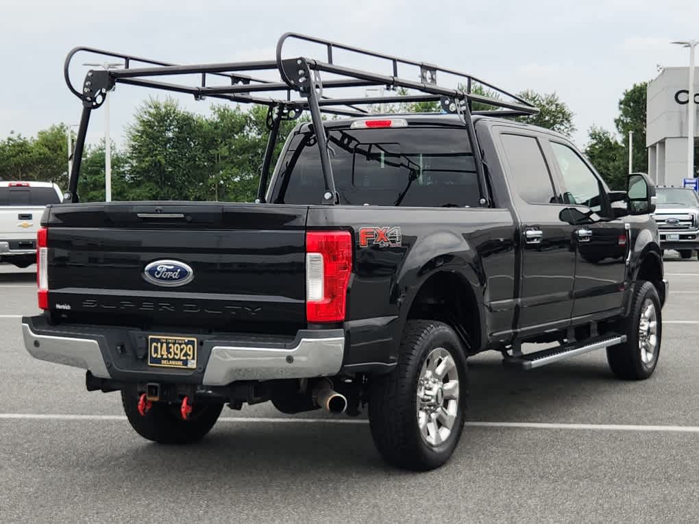 2018 Ford F-250 Lariat photo 3