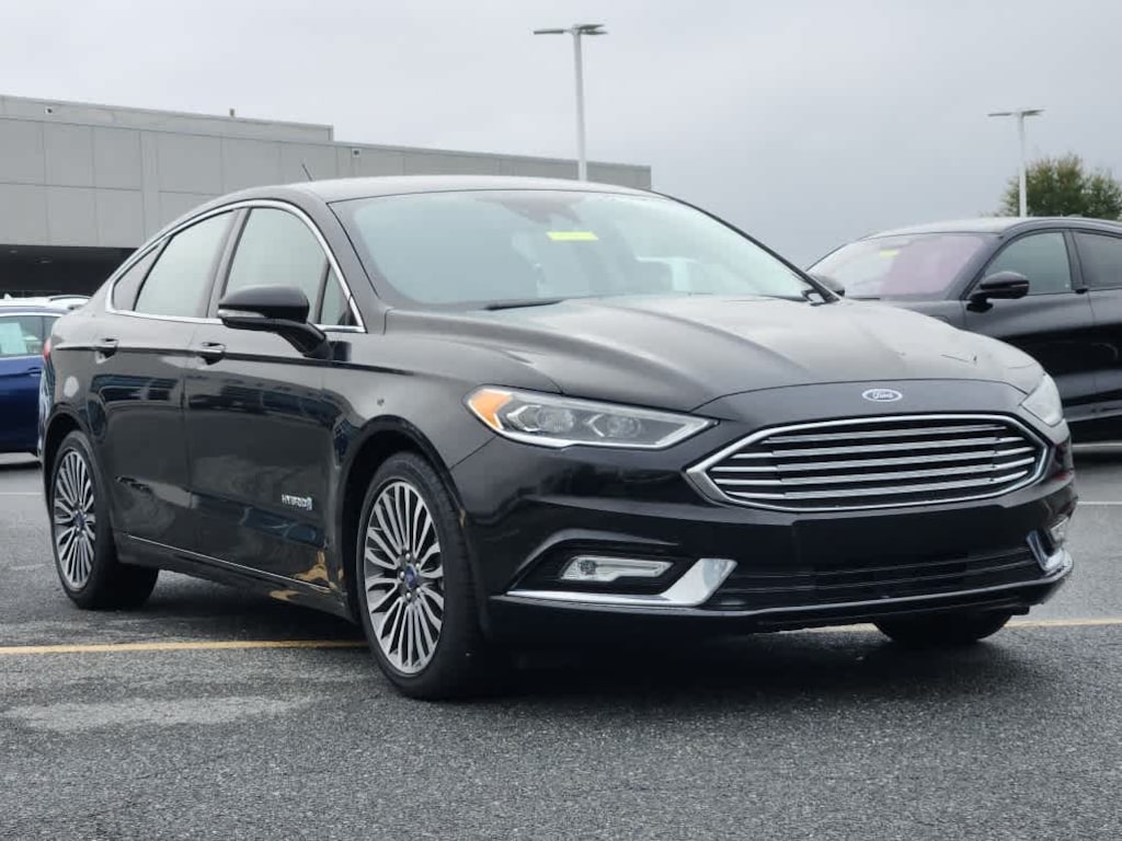 Used 2018 Ford Fusion Hybrid Sedan
