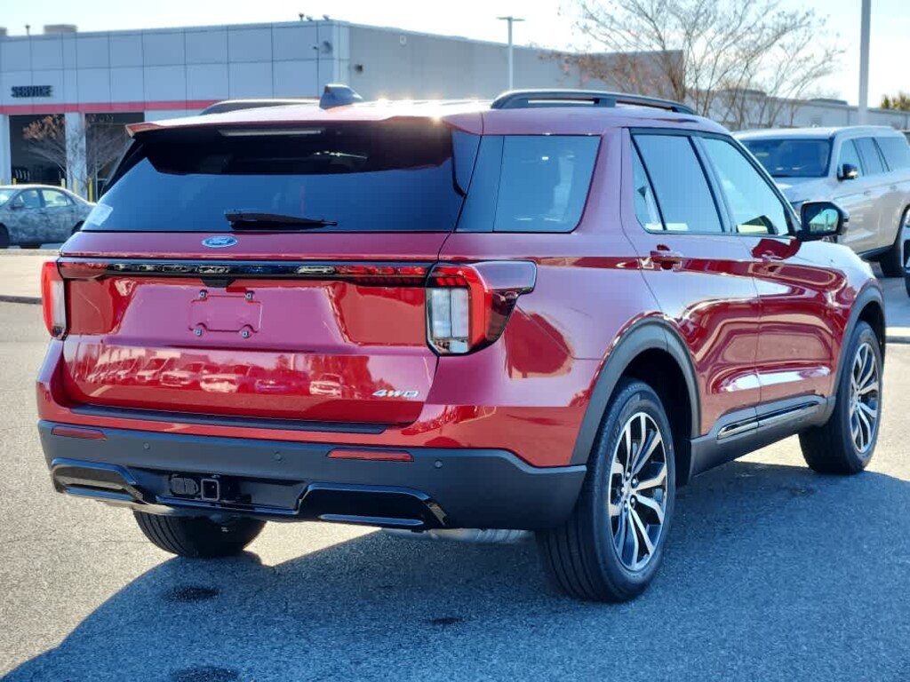 New 2026 Ford Explorer ST-Line 4WD