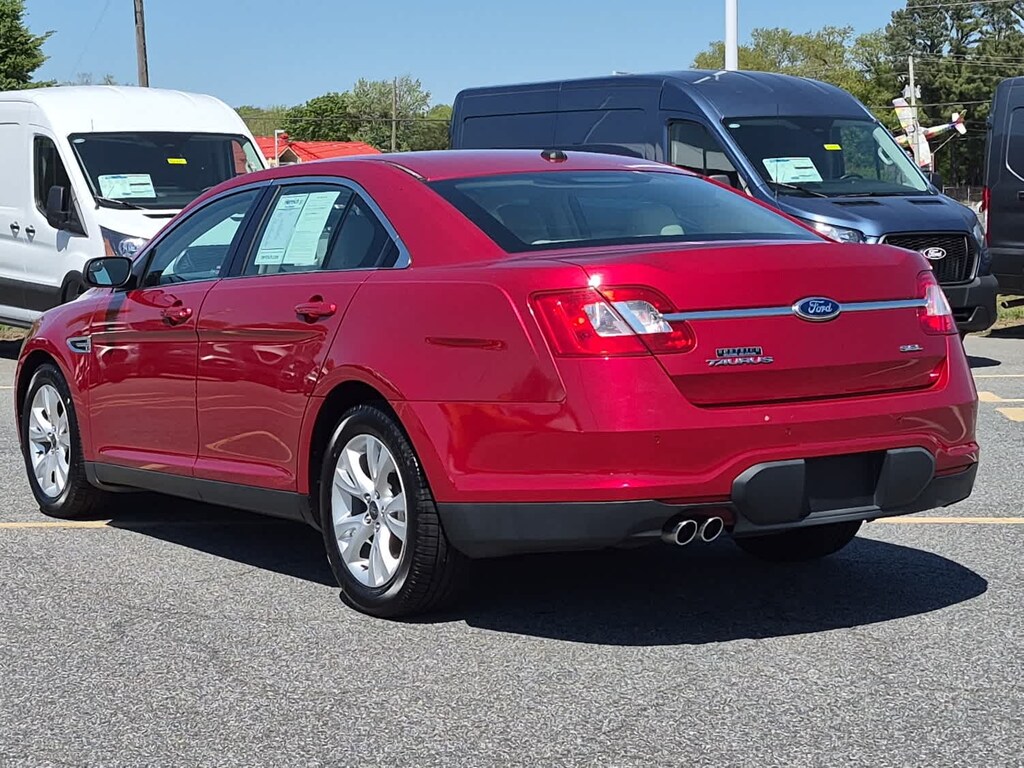 Used 2012 Ford Taurus SEL Sedan