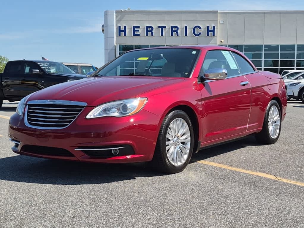 Used 2013 Chrysler 200 Limited Convertible