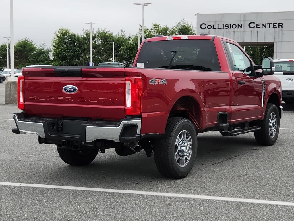 New 2025 Ford Super Duty F-350 SRW XLT 4WD Reg Cab 8 Box 4WD Reg Cab 8 Box