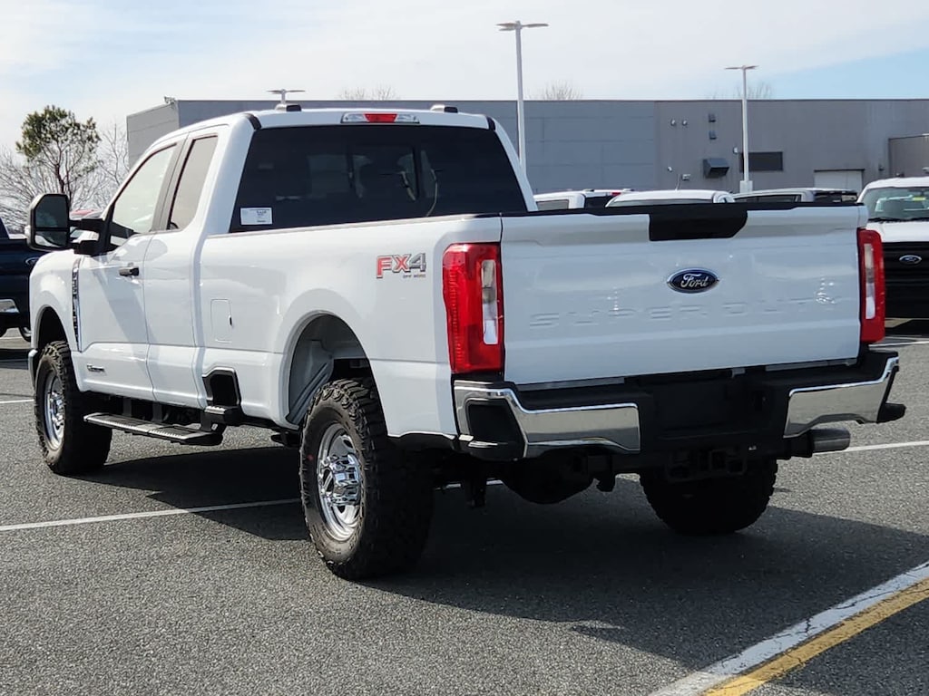 New 2025 Ford Super Duty F-350 SRW XL 4WD Supercab 8 Box 4WD SuperCab 8 Box