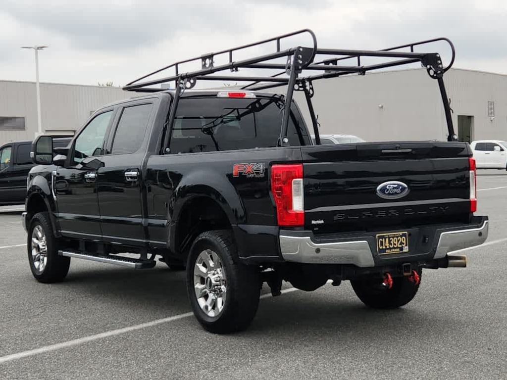 Used 2018 Ford F-250  Truck Crew Cab