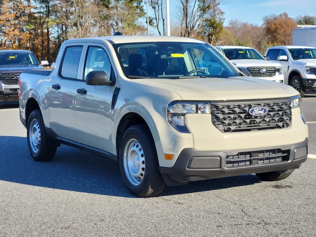 New 2025 Ford Maverick XL AWD Supercrew AWD SuperCrew