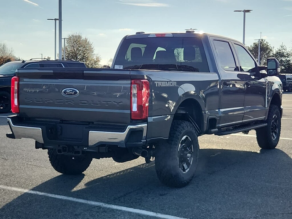 New 2026 Ford Super Duty F-350 SRW XLT