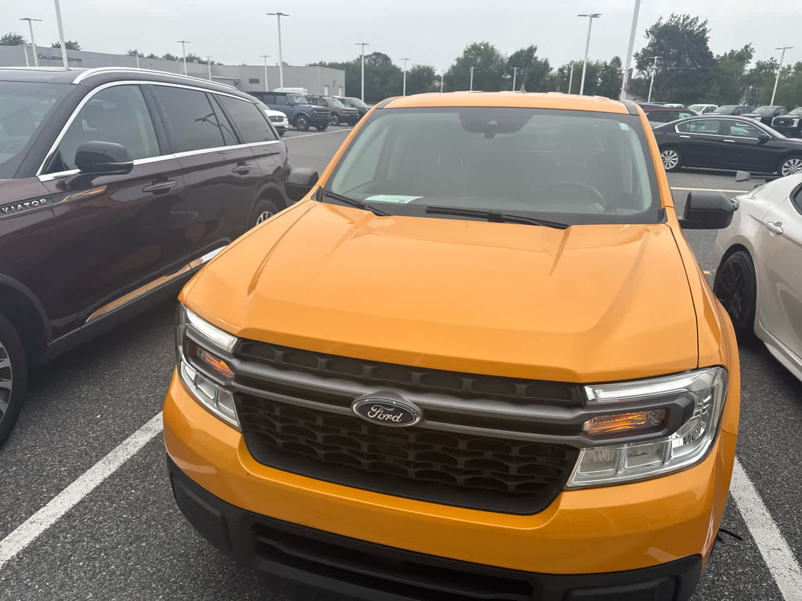 2023 Ford Maverick XLT photo 2