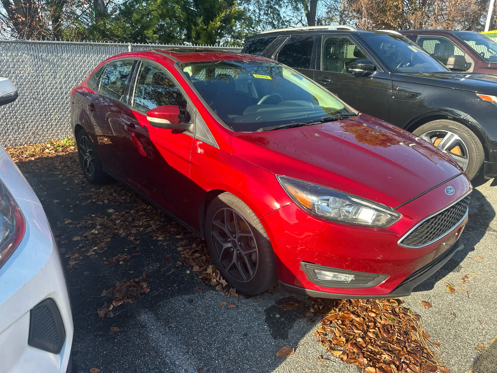 2017 Ford Focus SEL photo 3