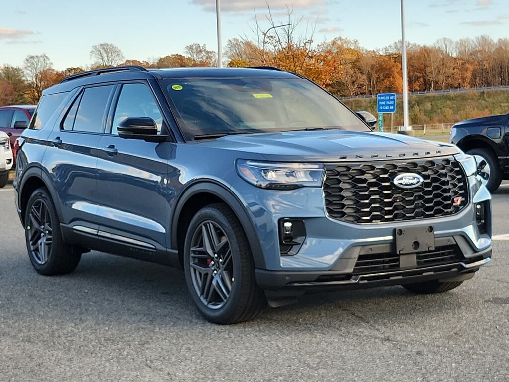 New 2025 Ford Explorer ST 4WD