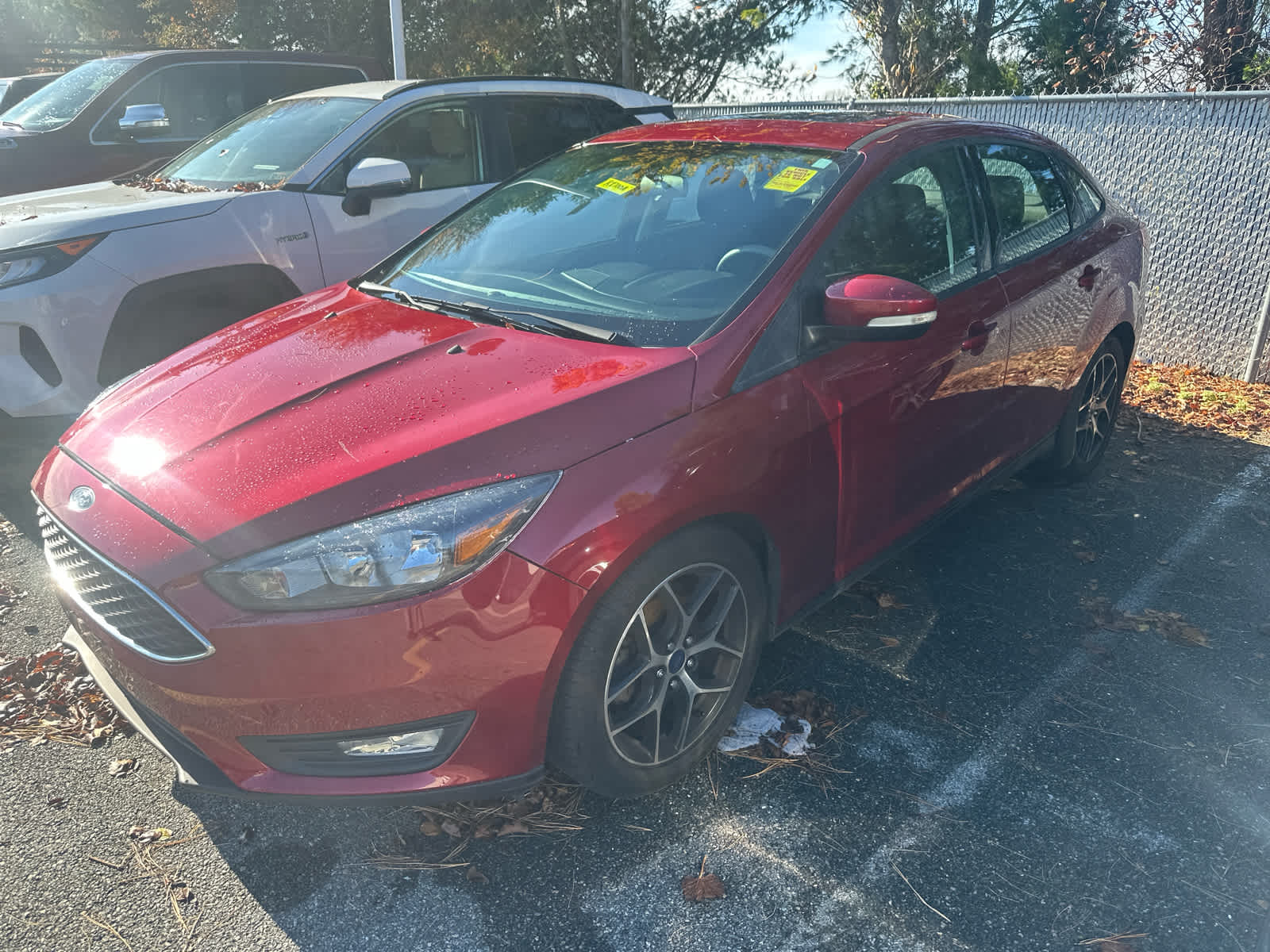 2017 Ford Focus SEL photo 2