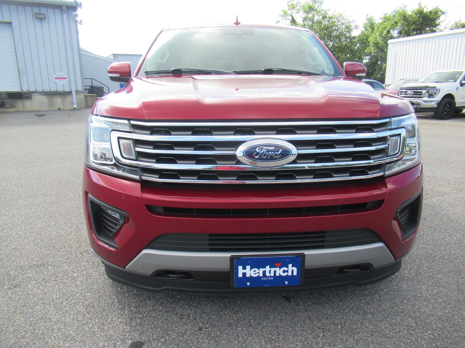 2019 Ford Expedition MAX XLT photo 2
