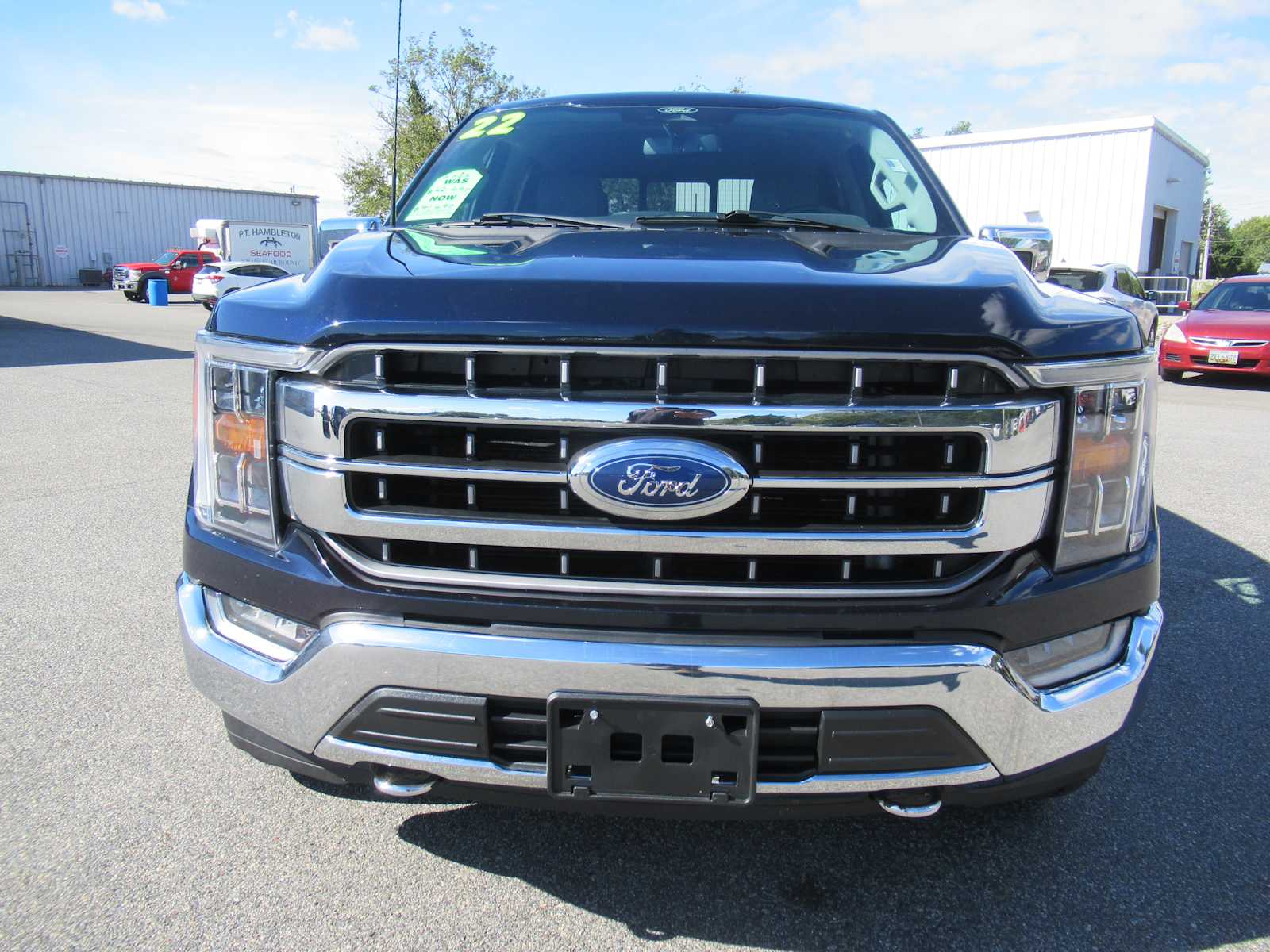 2022 Ford F-150 Lariat photo 2