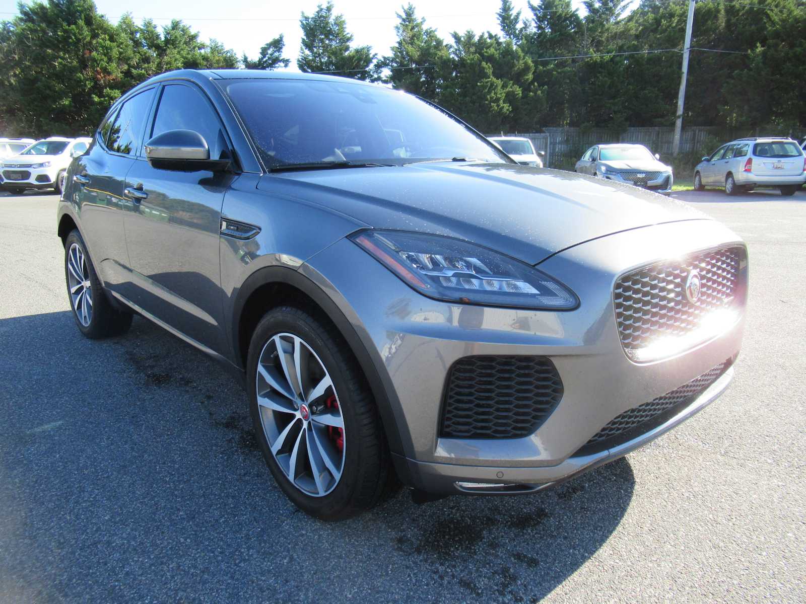 2020 Jaguar E-PACE photo 3